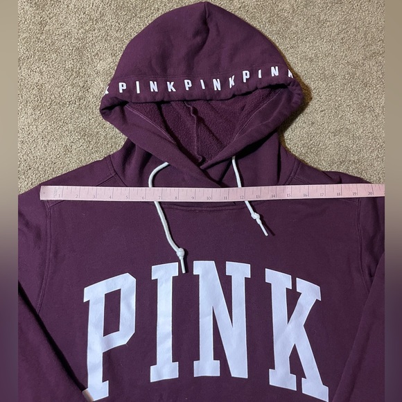 Victoria’s Secret PINK hoodie with logo detail - Picture 2 of 5